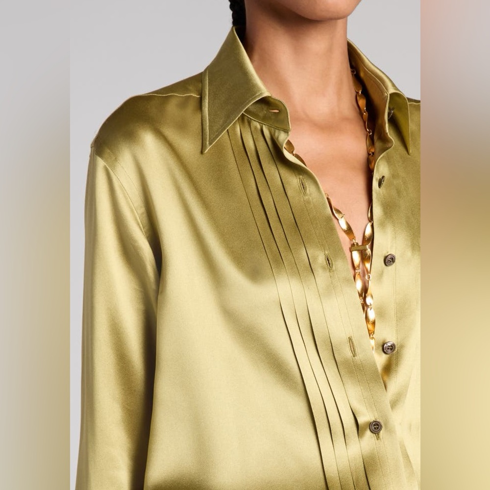 Tom Ford Fluid Fit Pleated Silk Charmeuse Button-Up Shirt in Fg710 Pale Sage NWT - Picture 3 of 13